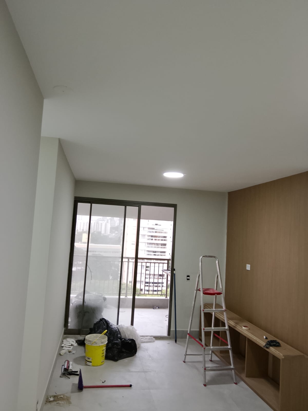 Sala residencial atendida pela LF Pinturas em São Paulo