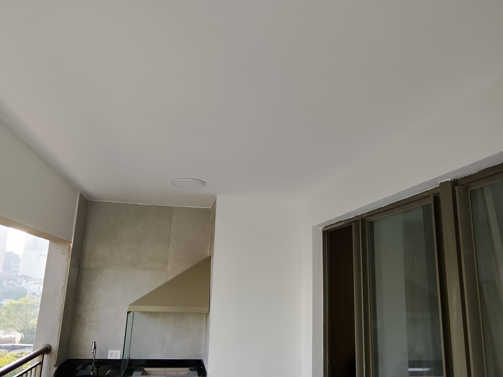Varanda renovada pela LF Pinturas